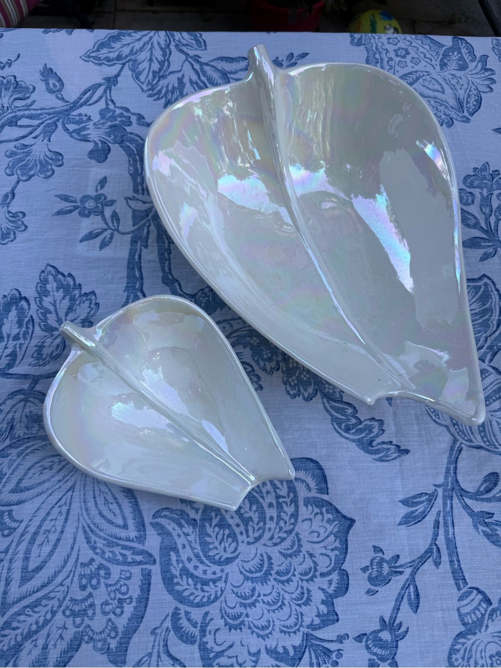 Cal. Style Ceramic Chip & Dip Bowl 2232 Leaf Shaped Made In USA Pearl Iridescent